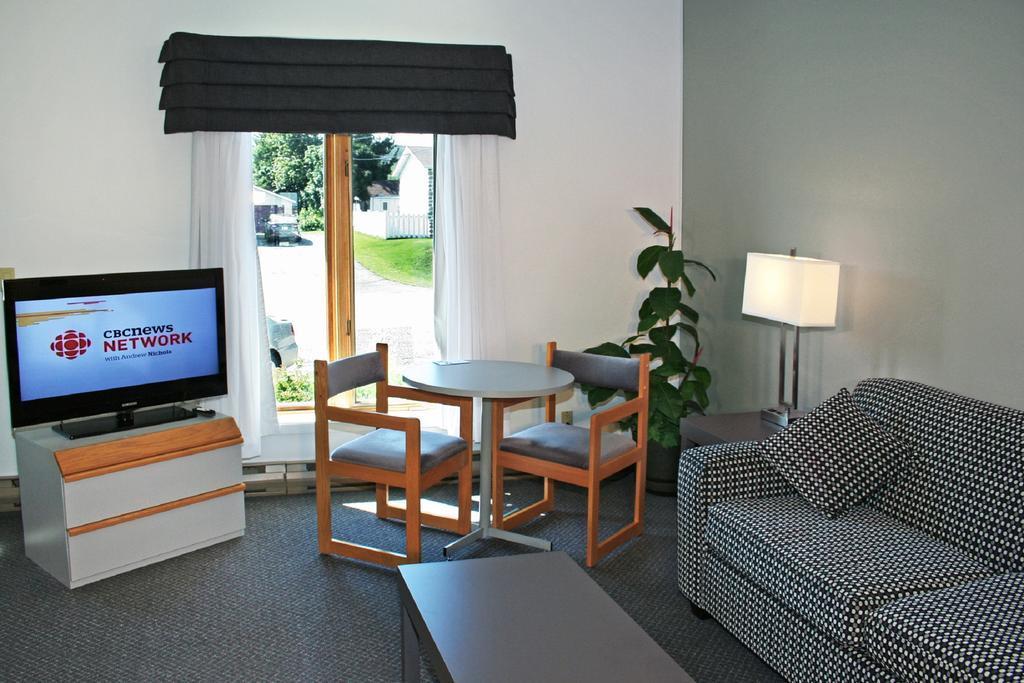 Motel à la Brunante Sainte Anne-des-Chênes Extérieur photo