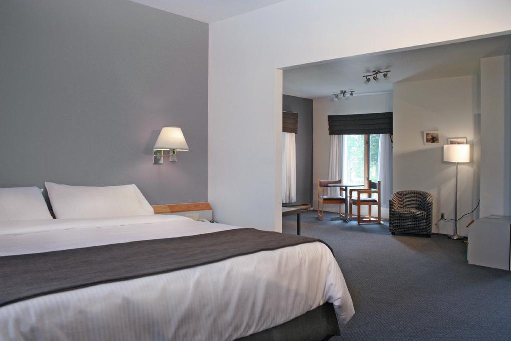 Motel à la Brunante Sainte Anne-des-Chênes Extérieur photo